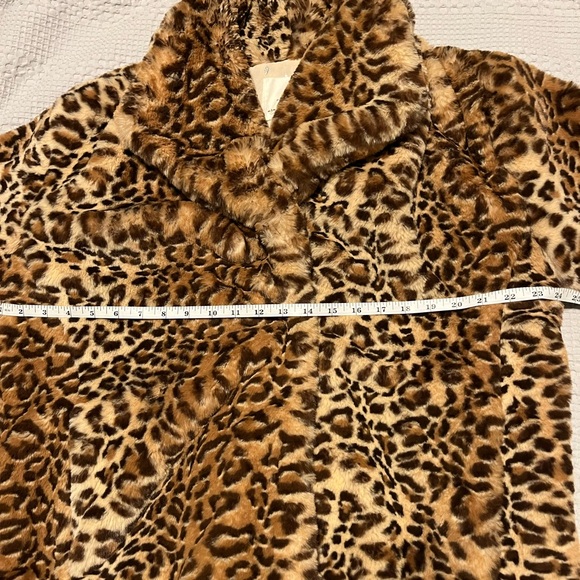 Anthropologie Faux Fur Leopard Print Coat - Picture 3 of 6